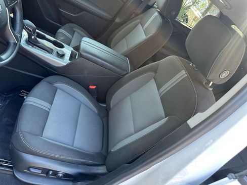 Used 2025 Chevrolet Blazer LT image 30