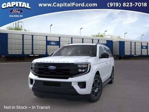 New 2026 Ford Expedition Max Active RWD image 2
