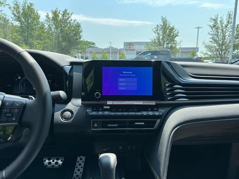 New 2026 Toyota Camry SE FWD image 18