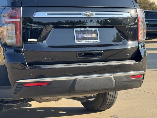 Used 2021 Chevrolet Suburban LT AWD/4WD image 8