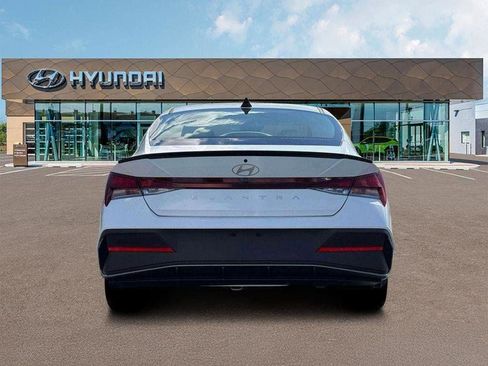 New 2026 Hyundai Elantra Sport image 6