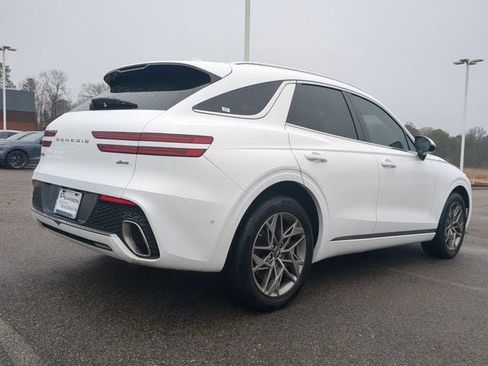 Used 2023 Genesis GV70 2.5T w/ Advanced Package AWD/4WD image 4