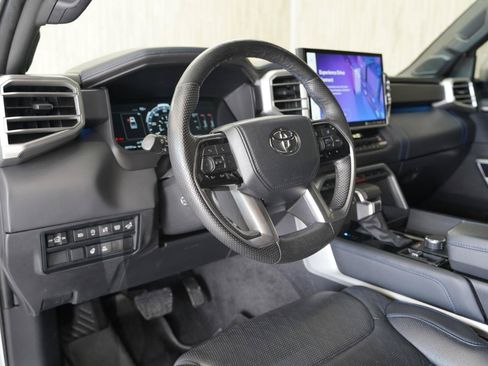Used 2024 Toyota Tundra Platinum AWD/4WD image 11