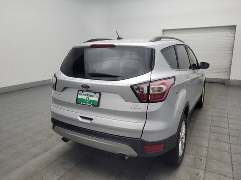 Used 2018 Ford Escape SE FWD image 9