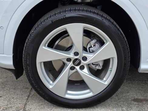 New 2025 Audi Q5 Premium Plus image 14