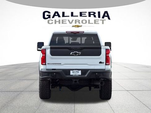 New 2026 Chevrolet Silverado 2500 ZR2 w/ ZR2 Bison Edition AWD/4WD image 6