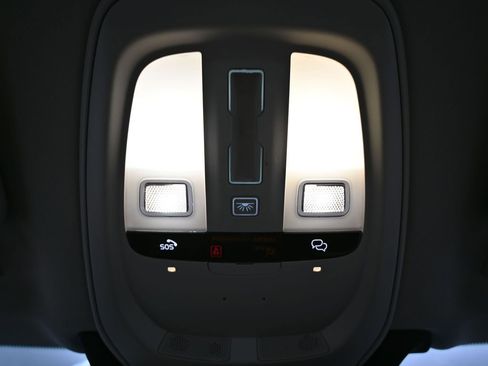 Used 2024 Volvo XC90 B5 Plus image 34