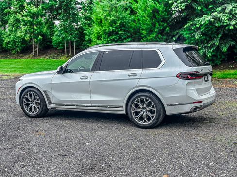 Used 2024 BMW X7 xDrive40i image 5