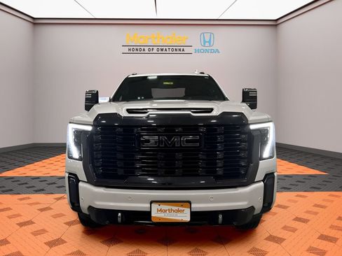 Used 2024 GMC Sierra 2500 Denali Ultimate w/ Max Trailering Package AWD/4WD image 7