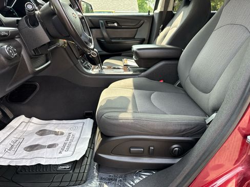 Used 2016 Chevrolet Traverse LT AWD/4WD image 11