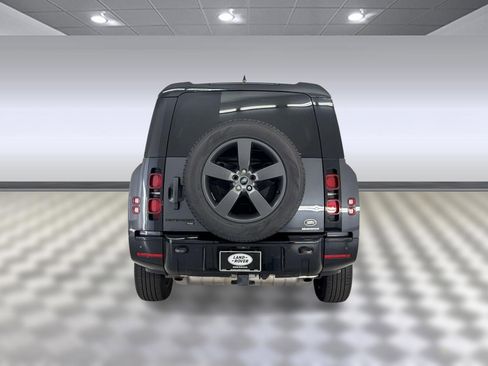 Used 2023 Land Rover Defender 130 X-Dynamic SE AWD/4WD image 10