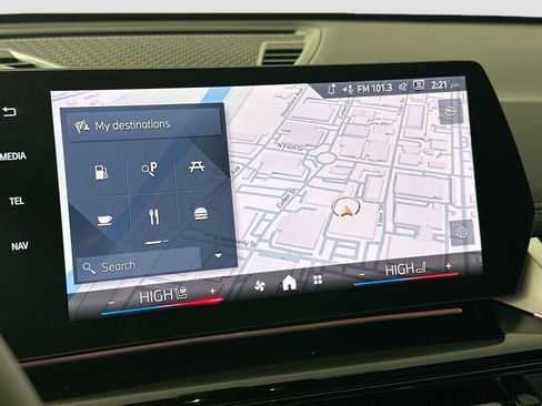 New 2026 BMW X1 xDrive28i w/ Technology Package image 12