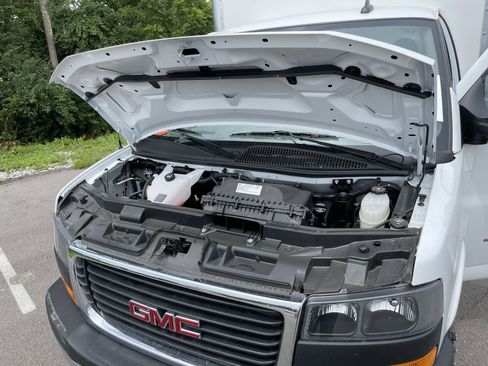 New 2023 GMC Savana 3500 w/ Power Convenience Package image 32