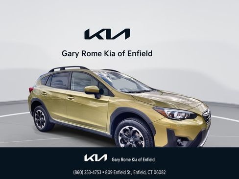Used 2021 Subaru Crosstrek 2.0i Premium image 1