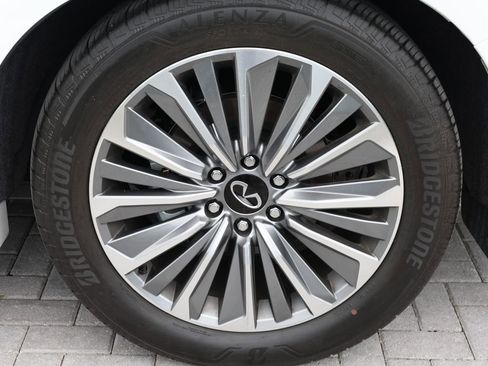 Certified 2026 INFINITI QX80 Luxe w/ Cargo Package AWD/4WD image 45