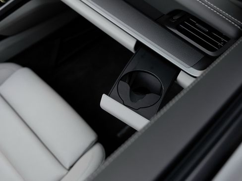 Used 2024 Porsche 911 Targa 4S image 38