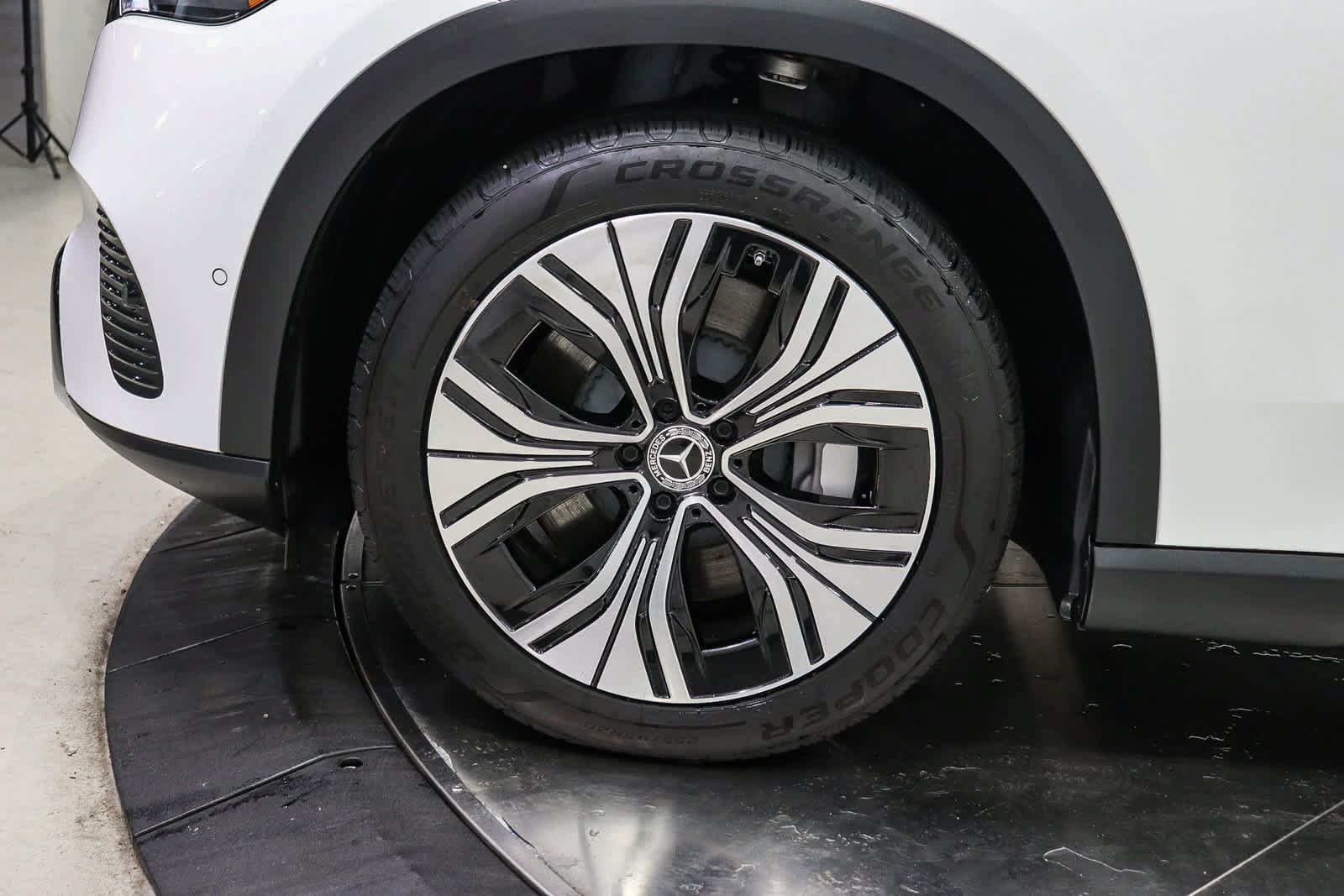 Certified 2024 Mercedes-Benz EQE 350+ SUV image 9