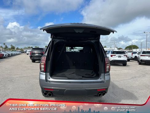 Used 2022 Chevrolet Tahoe RST w/ Sport Performance Package image 16