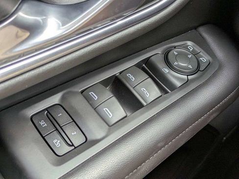Used 2021 Chevrolet Tahoe LT AWD/4WD image 24