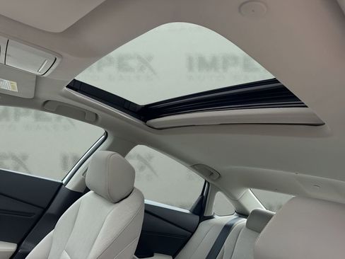 Used 2024 Honda Accord EX image 11