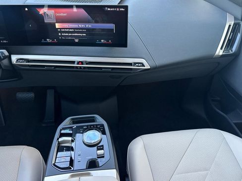 Used 2023 BMW iX xDrive50 w/ Convenience Package image 30