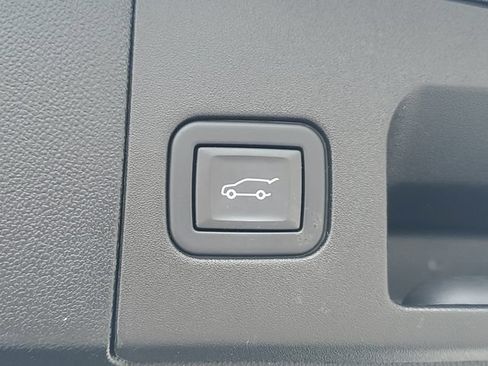 Certified 2024 Cadillac XT5 Sportv w/ Technology Package AWD/4WD image 33