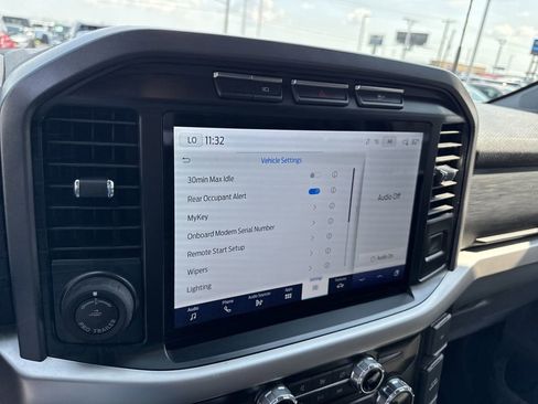 Certified 2022 Ford F150 XLT w/ Equipment Group 302A High image 35