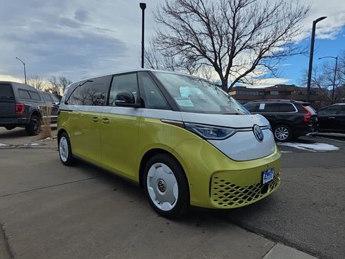 New 2025 Volkswagen ID. Buzz 1st Edition AWD/4WD image 7