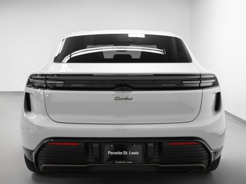 New 2025 Porsche Macan Turbo Electric image 11