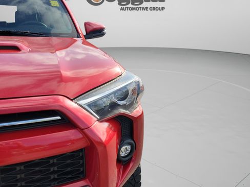 Used 2021 Toyota 4Runner TRD Off-Road Premium AWD/4WD image 9