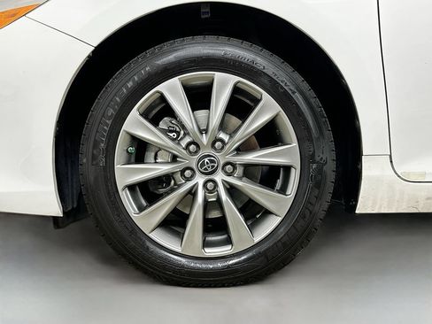Used 2016 Toyota Camry XLE FWD image 37