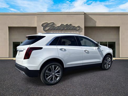 New 2026 Cadillac XT5 Premium Luxury w/ Driver Assist Package FWD image 3