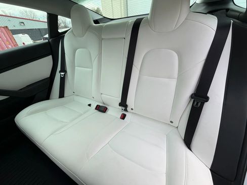 Used 2020 Tesla Model 3 Long Range image 17