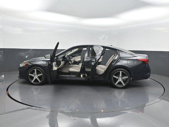 Used 2021 Nissan Altima 2.5 SL FWD image 34