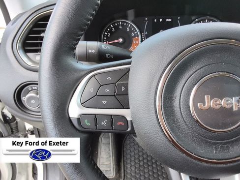 Used 2023 Jeep Renegade Latitude w/ Premium Group AWD/4WD image 34