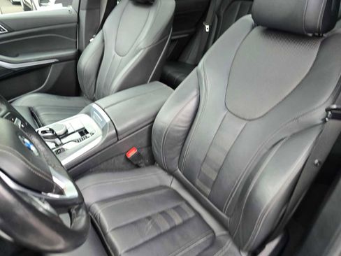 Used 2022 BMW X5 xDrive40i AWD/4WD image 21