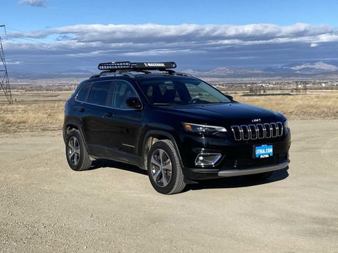 Used 2019 Jeep Cherokee Limited image 21