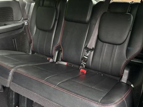 Used 2019 Dodge Grand Caravan GT FWD image 26