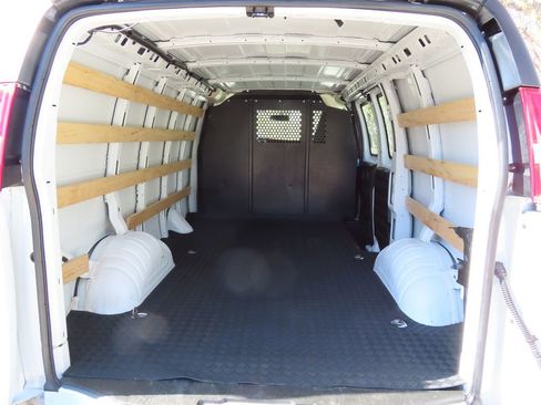 Certified 2024 Chevrolet Express 2500 w/ Driver Convenience Package RWD image 15