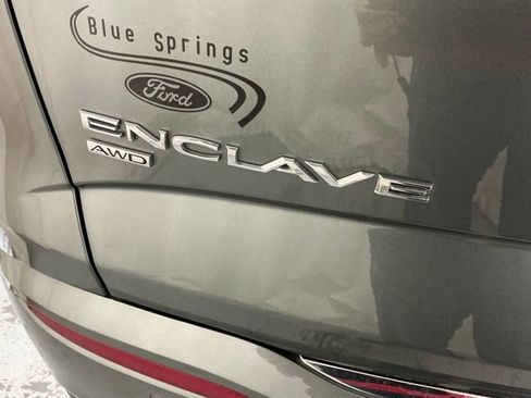 Used 2023 Buick Enclave Avenir w/ Avenir Technology Package image 6