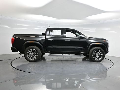 Used 2024 GMC Canyon Denali image 45