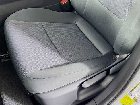 New 2026 Toyota Prius LE image 17