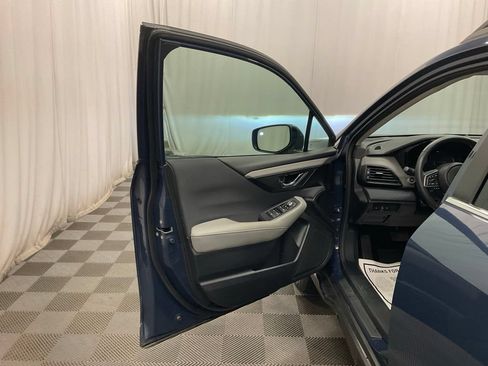 Used 2024 Subaru Outback Premium AWD/4WD image 16