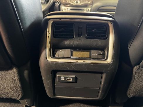 Used 2020 INFINITI QX60 Luxe w/ Essential Package image 41