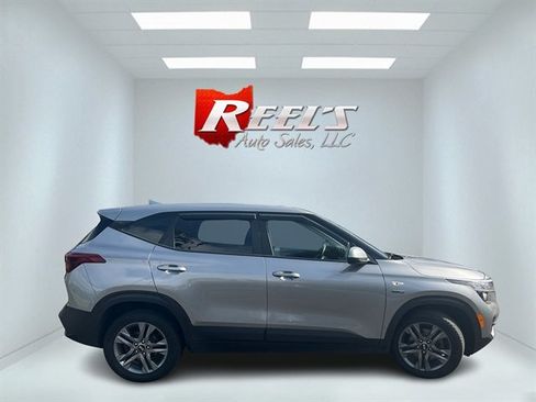Used 2021 Kia Seltos LX AWD/4WD image 6