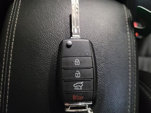 Used 2020 Kia Sportage LX AWD/4WD image 32