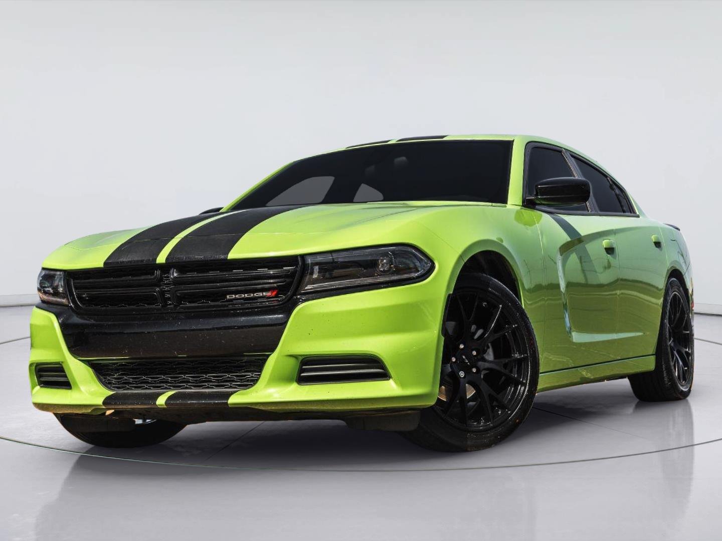 Used 2023 Dodge Charger SXT w/ Blacktop Package RWD image 1