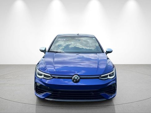 Used 2024 Volkswagen Golf R AWD/4WD image 8
