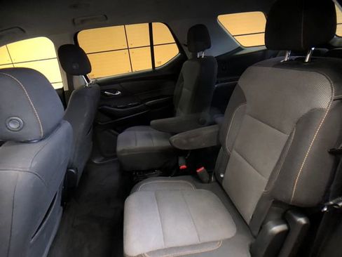 Used 2019 Chevrolet Traverse LT w/ LPO, Floor Liner Package AWD/4WD image 20