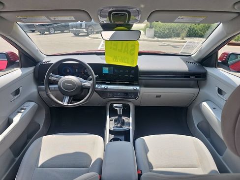 Used 2024 Hyundai Kona SEL FWD image 31